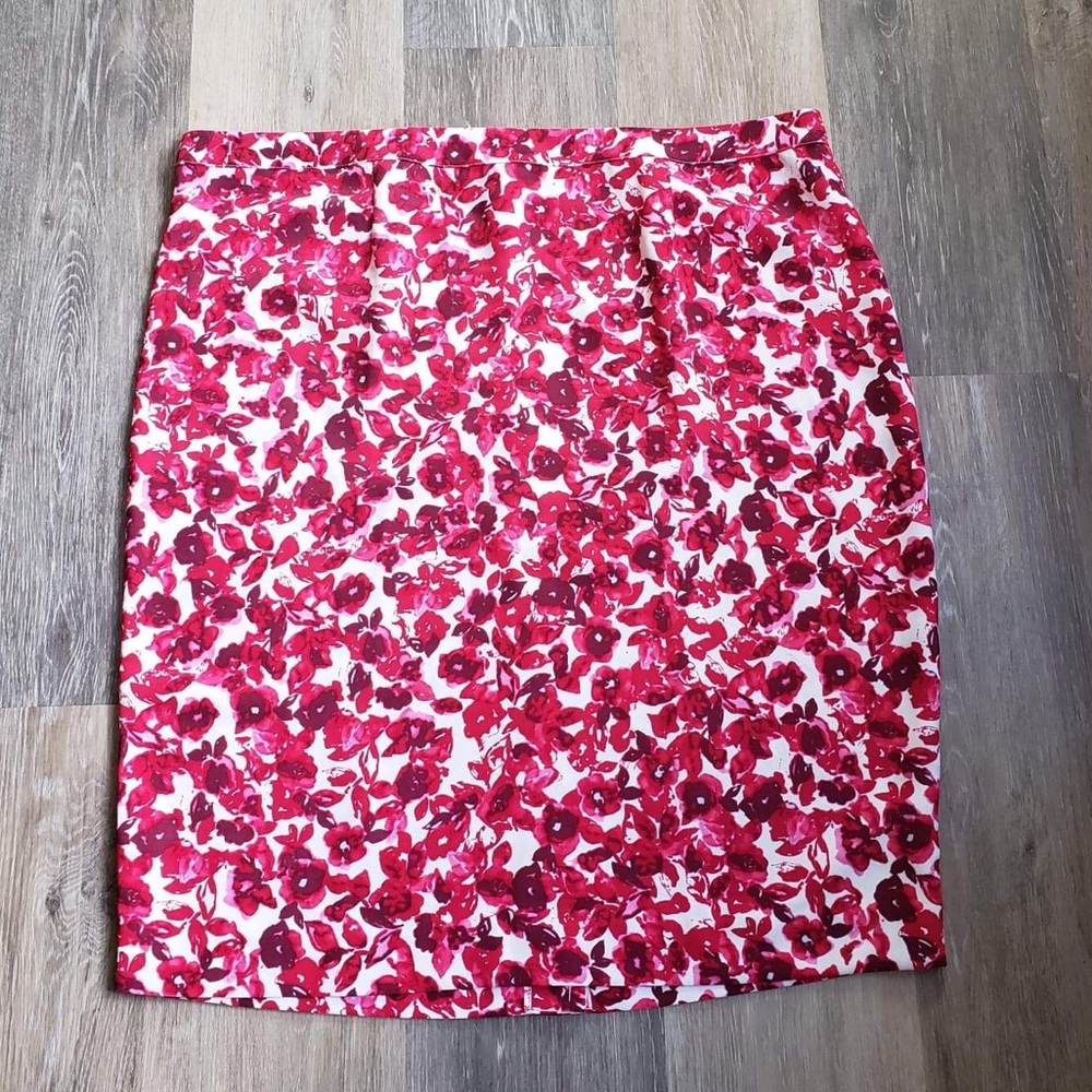 ππHPπππππBeautiful skirt - Picture 1 of 16